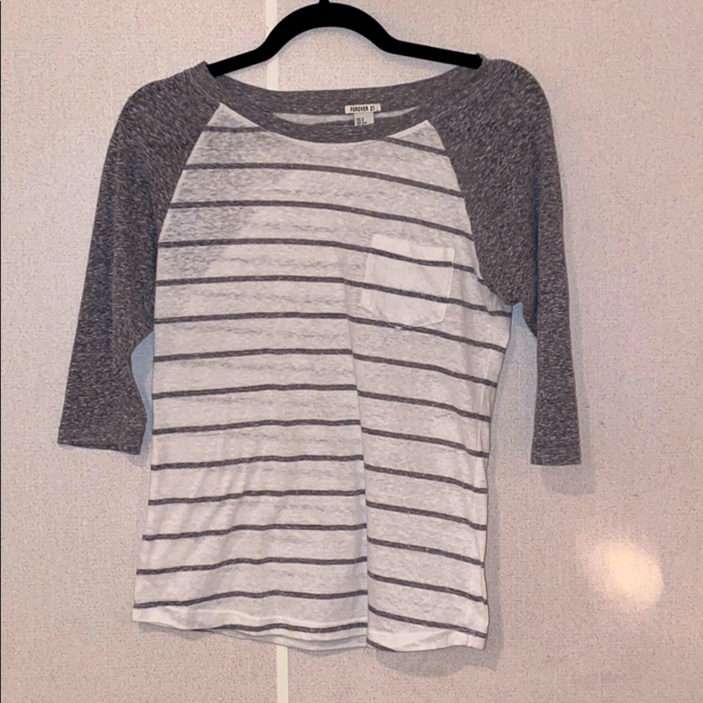 FOREVER 21 quarter sleeve shirt size small